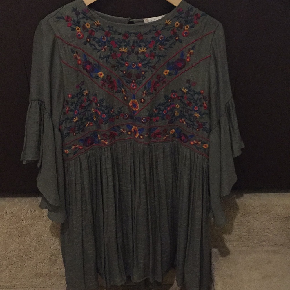 •Boutique dress•